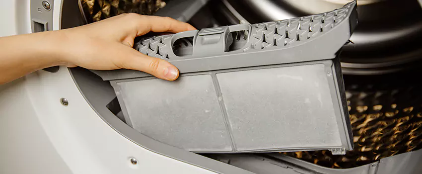 Signs Of A Clogged Dryer Lint Trap in Turlock, California